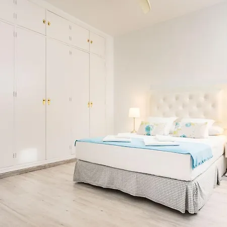 Stunning With Magnificient Terrace - La Maestranza Bullring Apartment Seville
